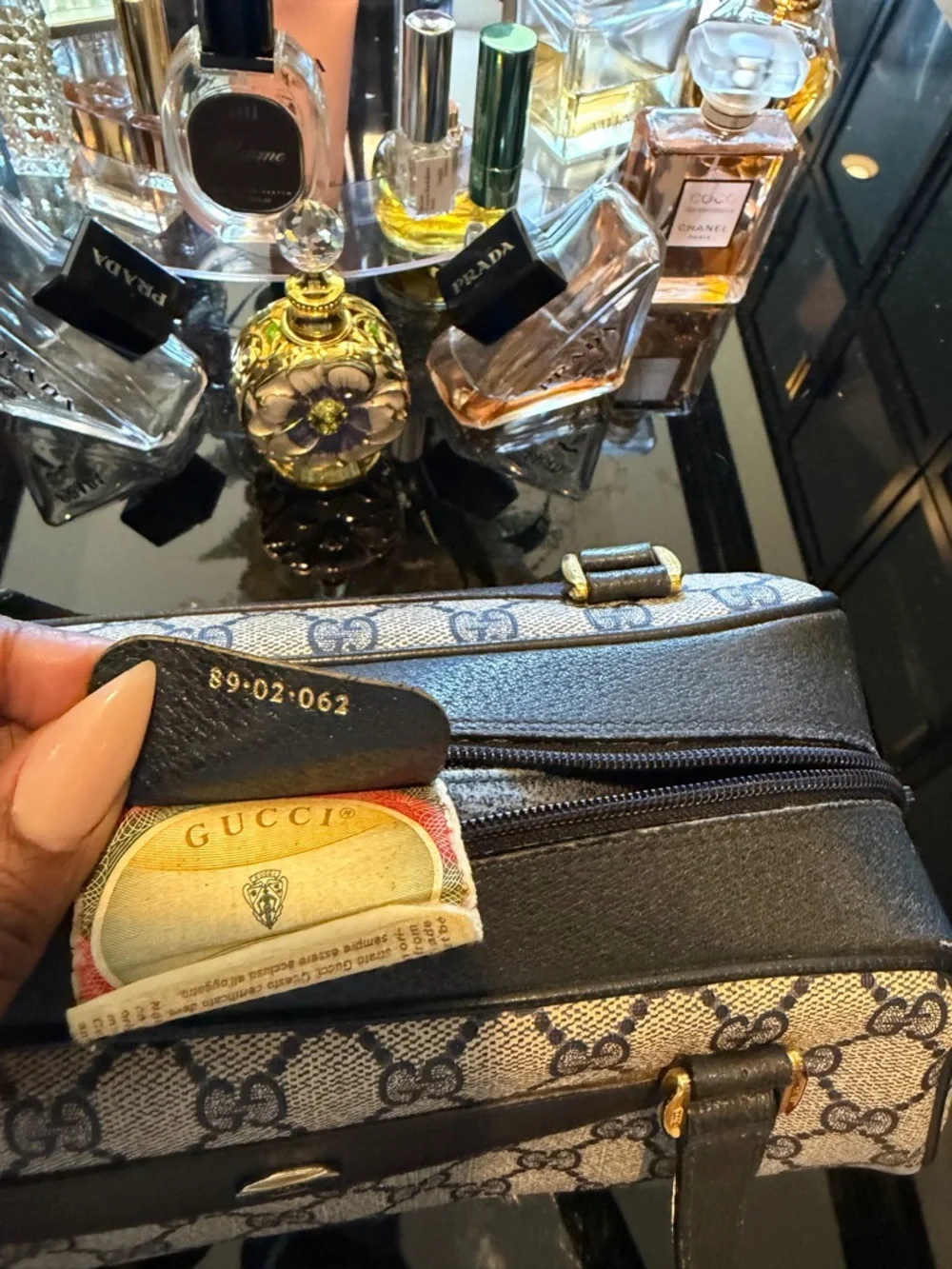 Rare Find Vintage Gucci Blue/Gray GG Top-Handle Bag with Blue Trim - Picture 7 of 7